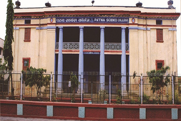 https://cache.careers360.mobi/media/colleges/social-media/media-gallery/8119/2021/1/23/Campus View of Patna Science College Patna_Campus-View_1.png